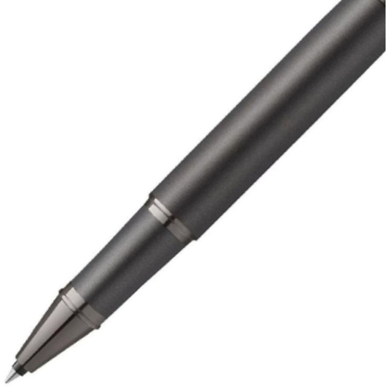Роллер Parker IM Professionals Monochrome Titanium черн 0,8мм кор. 2172960