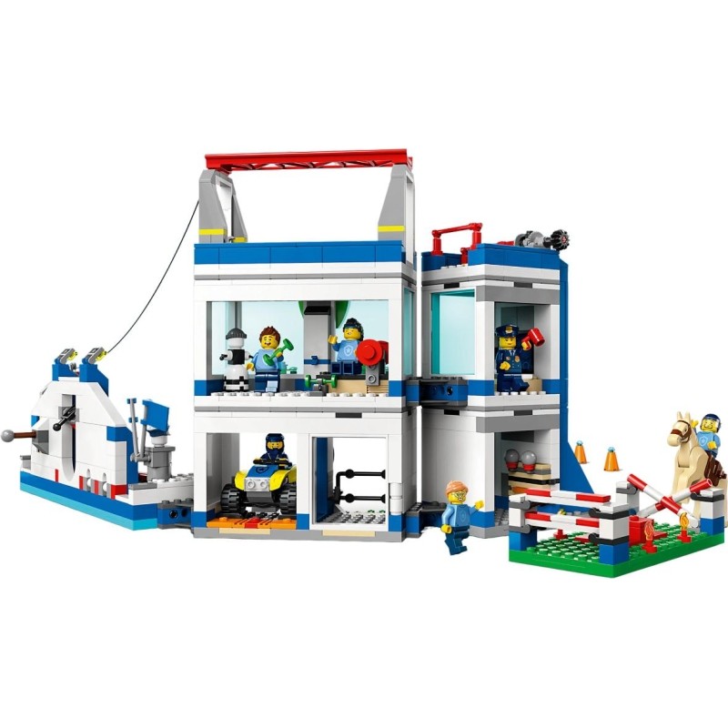 Конструктор Lego City Полицейская тренировочная академия (60372)