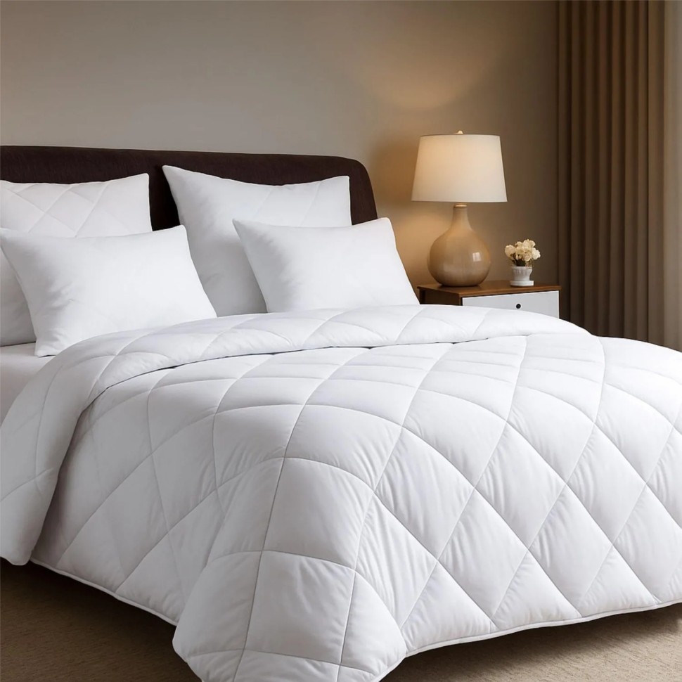 Одеяло стеганое, окантованное, всесезонное,220х200,300 г/кв м,СХМ-22-3