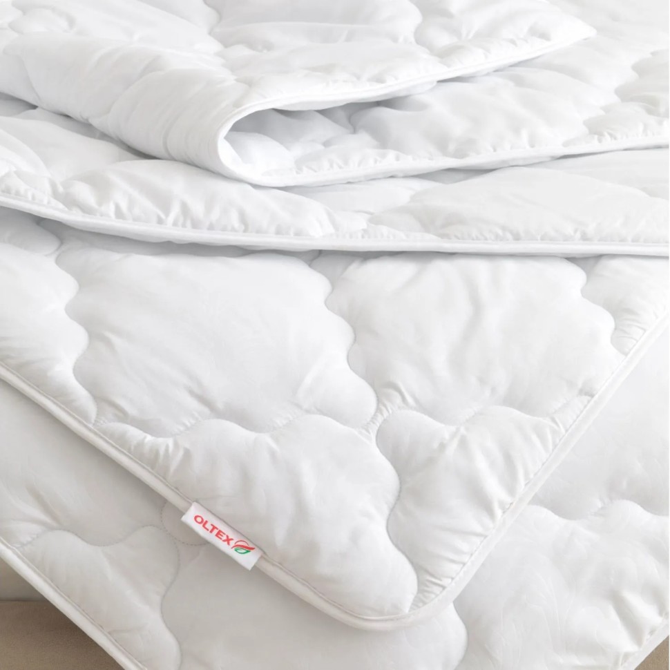 Одеяло стеганое, окантованное, облегченное,140х205,200 г/кв м,ВОФМ-15-2