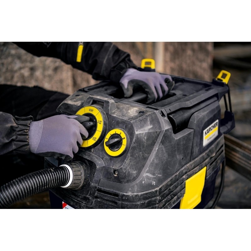 Пылесос Karcher влажной и сухой уборки NT 30/1 Tact Te L AE (1.148-280.0)